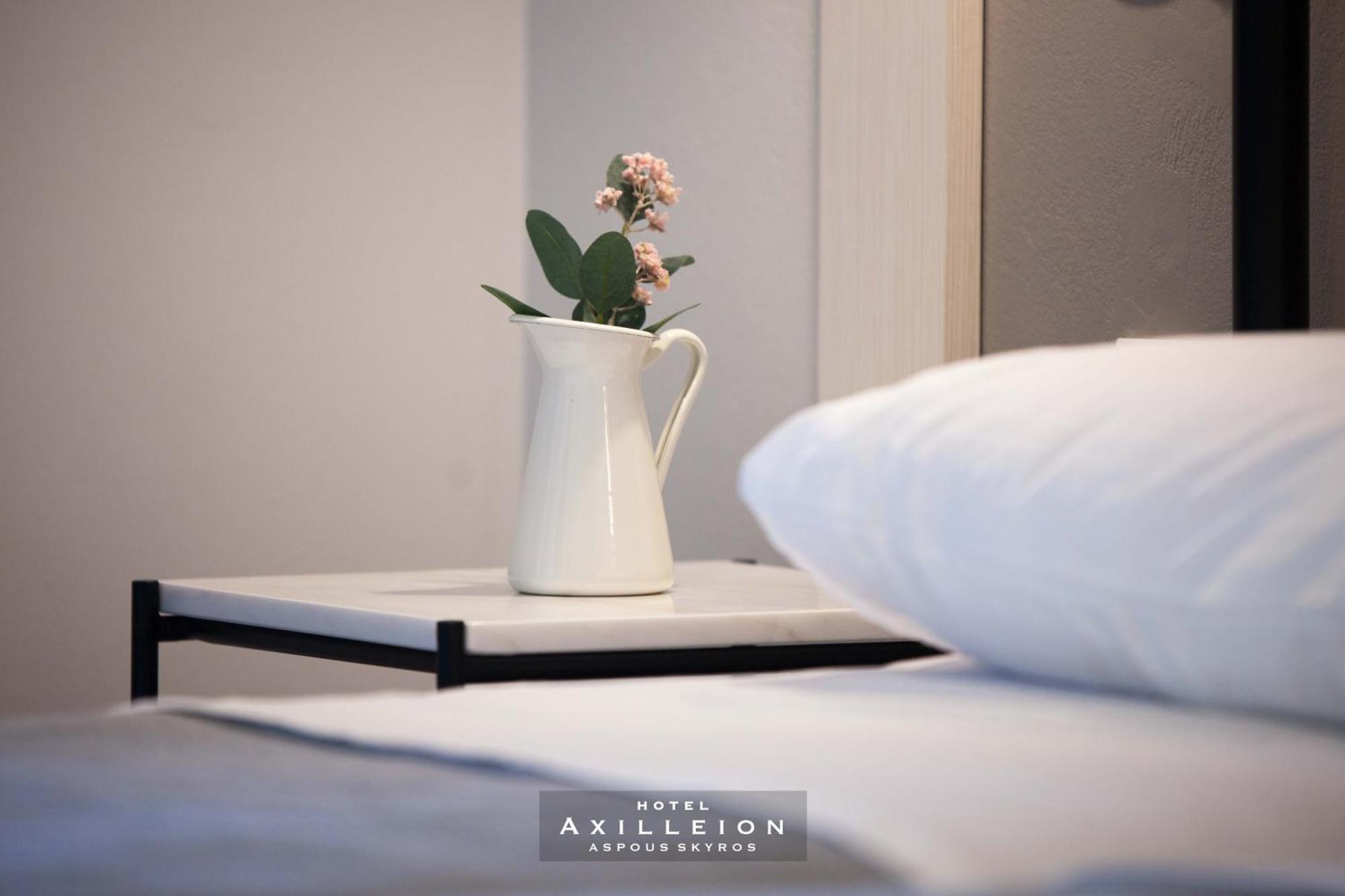 Achilleion Hotel Skyros Exterior photo