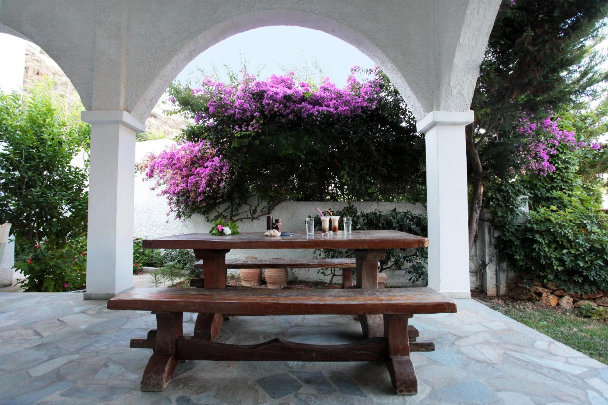 Achilleion Hotel Skyros Exterior photo